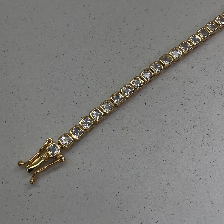 Gold Bezel Tennis Bracelet