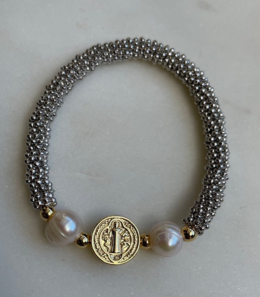 San benito pearl gray bracelet