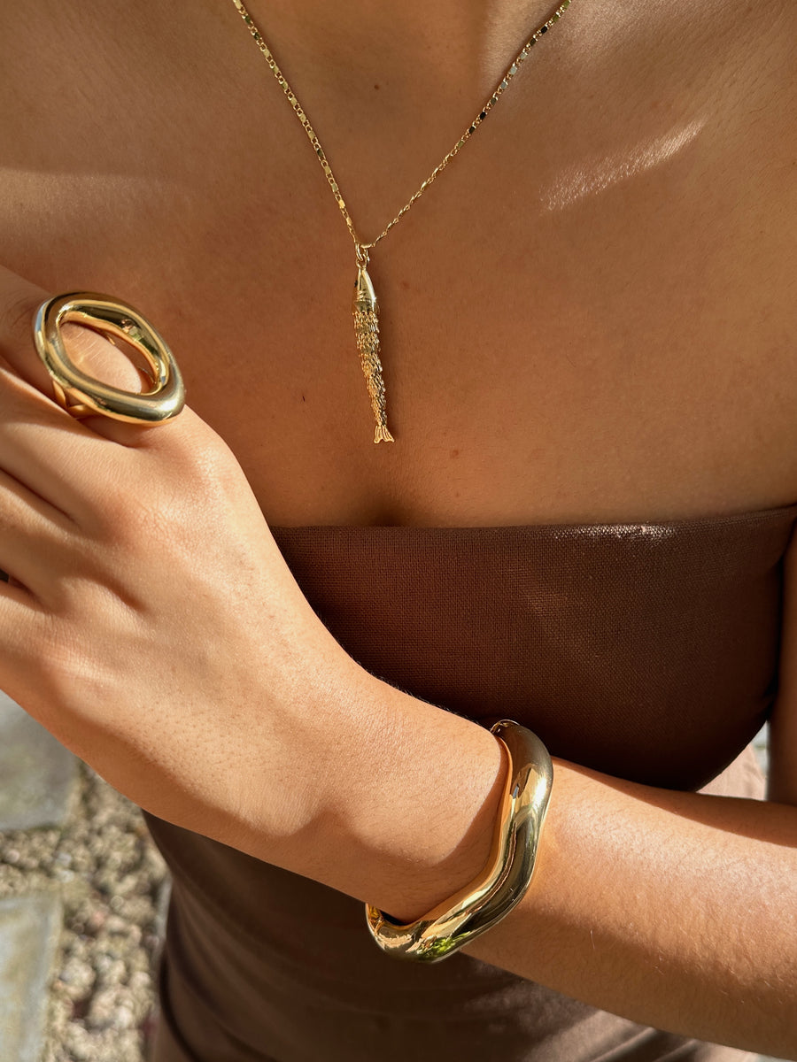Solid Wave Bangle