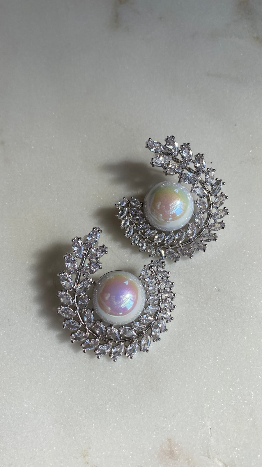 Silver Pearly Wreath Earrings