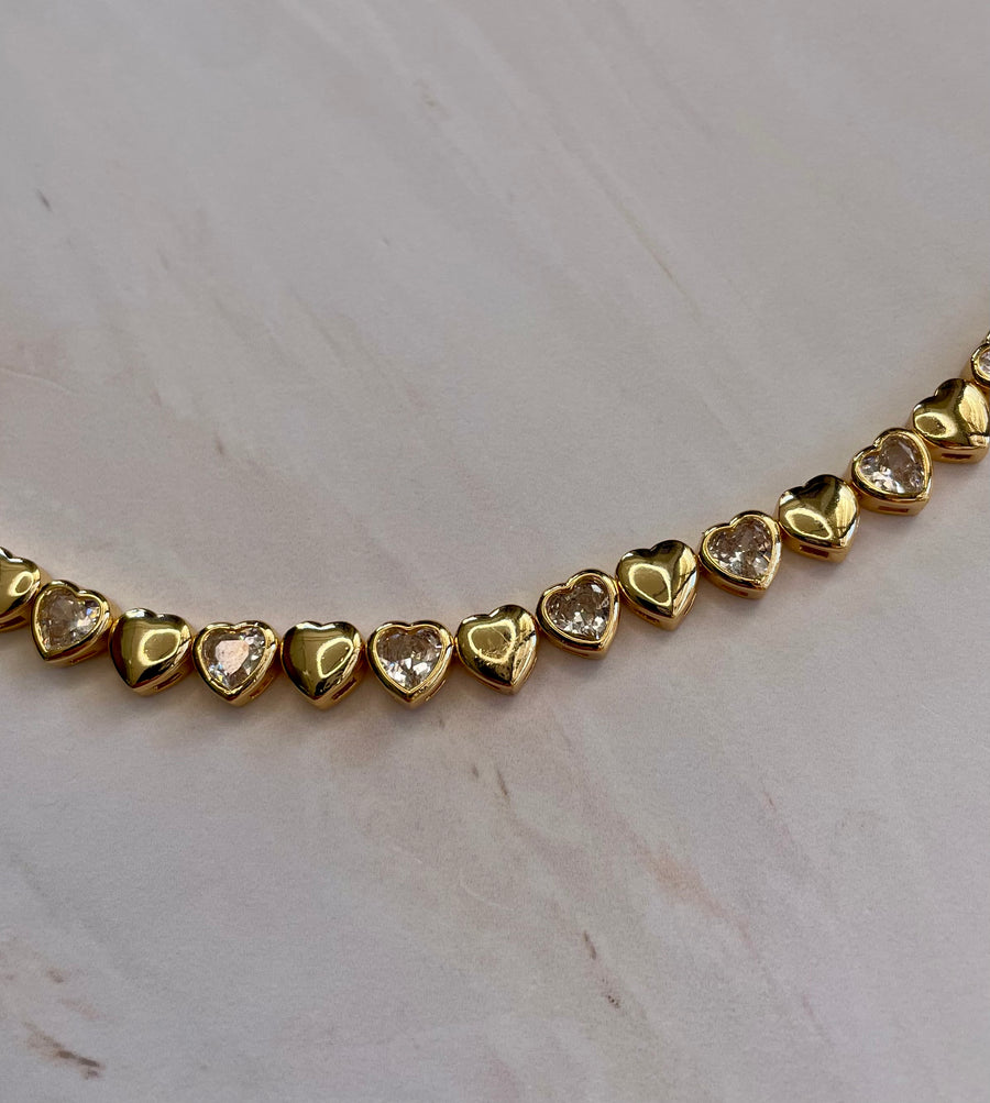 Amour golden necklace