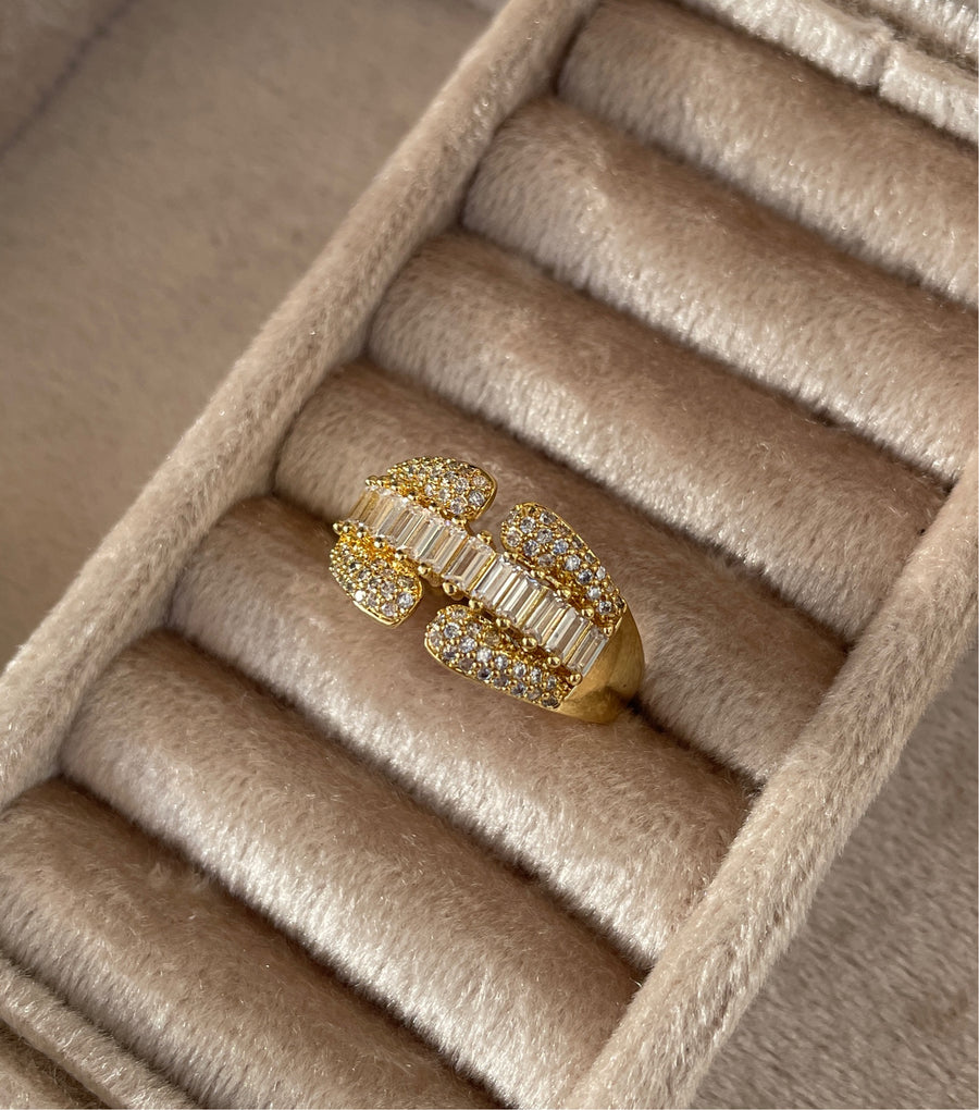 Lux Gold Ring