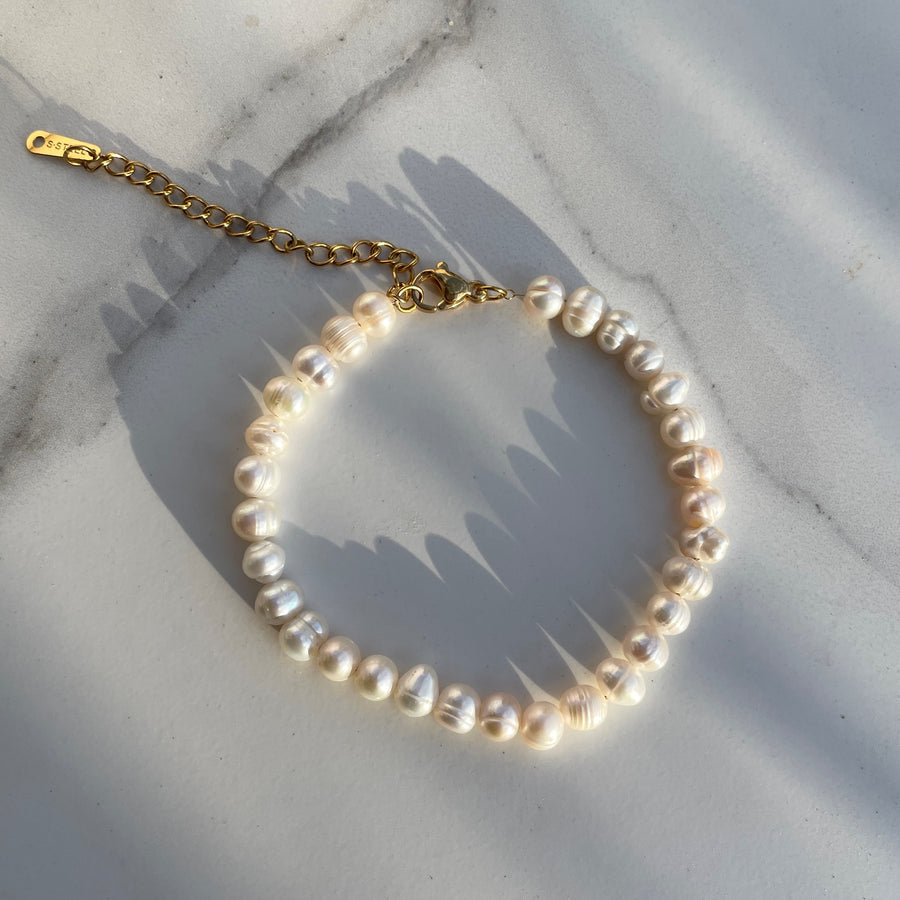 Natural Pearls Bracelet